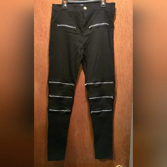 Aiweiyi Black Zipper Detail stretch Jeans szS - Picture 5 of 8